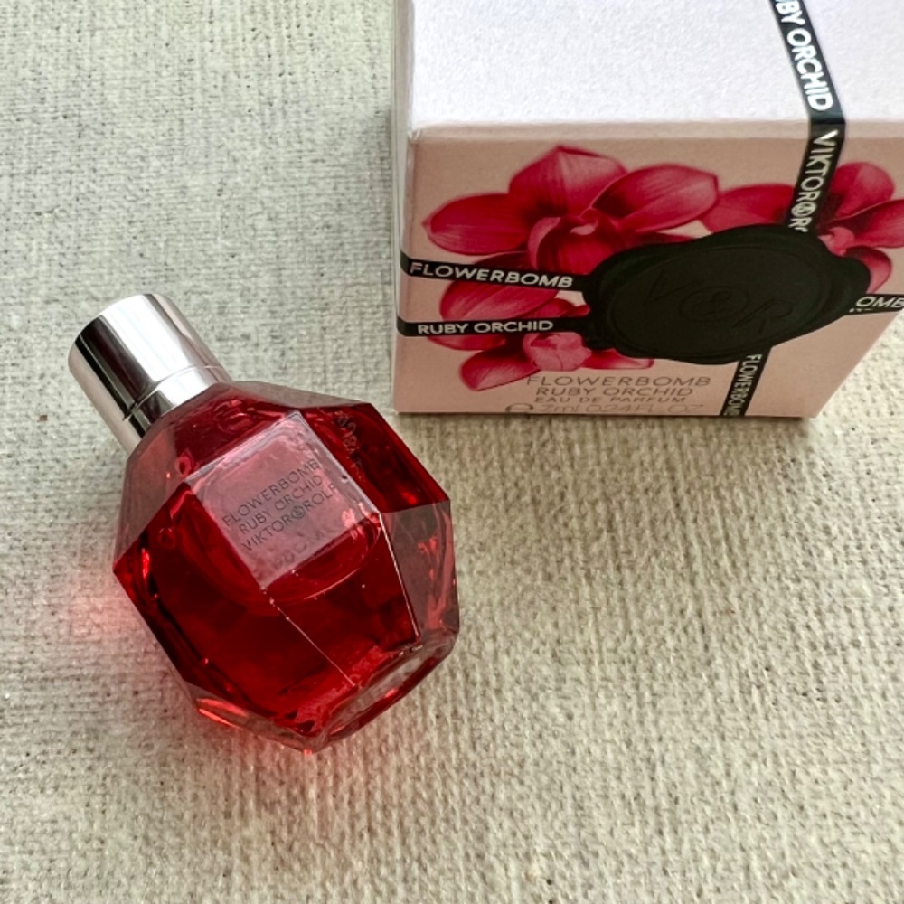 🌺 Viktor&Rolf Flowerbomb Ruby Orchid mini - Picture 5 of 7